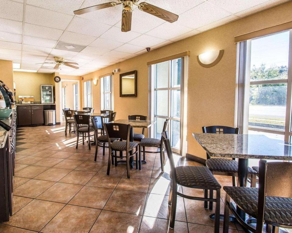 Quality Inn & Suites Near Panama City Beach Luaran gambar