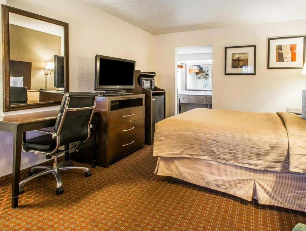 Quality Inn & Suites Near Panama City Beach Luaran gambar