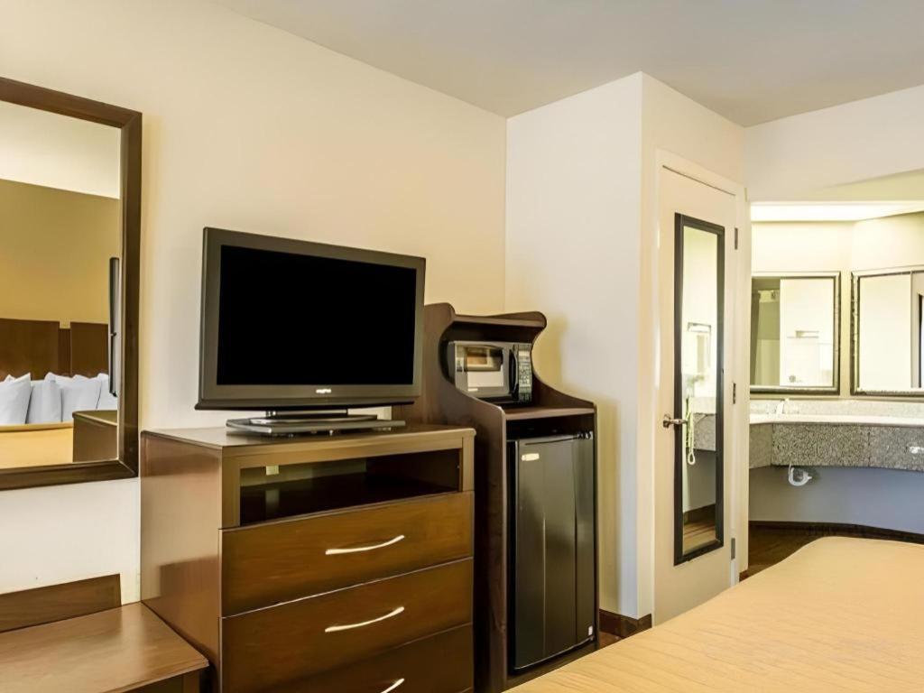 Quality Inn & Suites Near Panama City Beach Luaran gambar