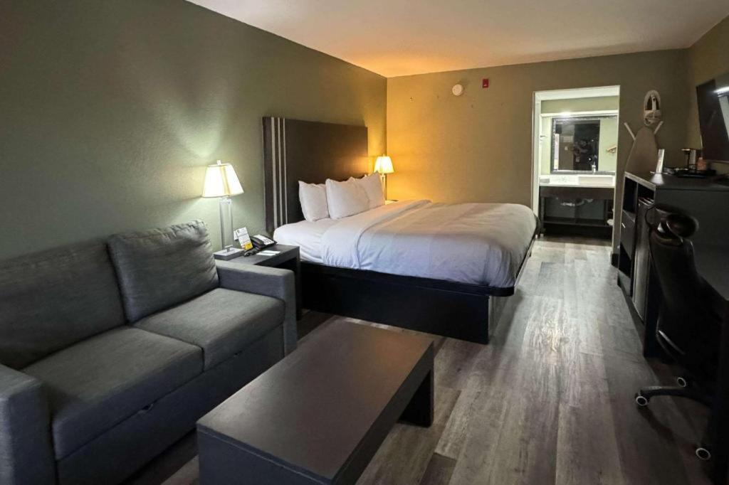 Quality Inn & Suites Near Panama City Beach Luaran gambar
