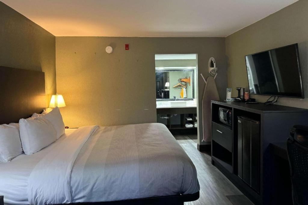Quality Inn & Suites Near Panama City Beach Luaran gambar
