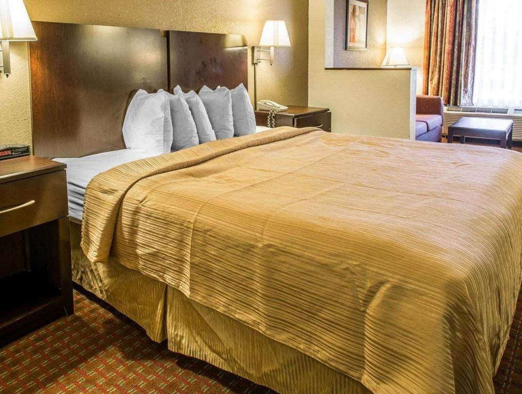 Quality Inn & Suites Near Panama City Beach Luaran gambar