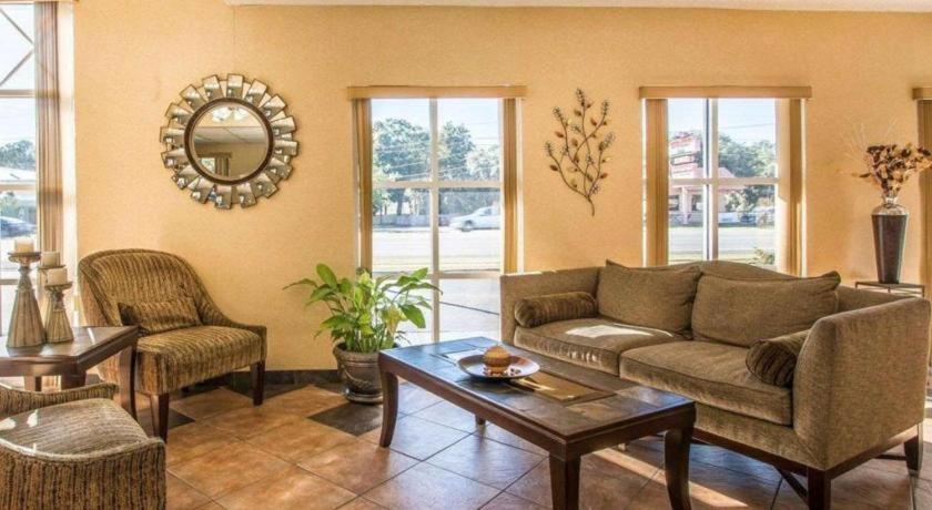 Quality Inn & Suites Near Panama City Beach Luaran gambar